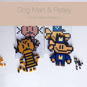 Può includere: Due modelli di pixel art per perline da stirare, uno di un gatto giallo e nero e l'altro di un cane blu e giallo con un cappello da poliziotto. Il titolo "Dog Man & Petey Perler Bead Patterns" è in cima all'immagine.