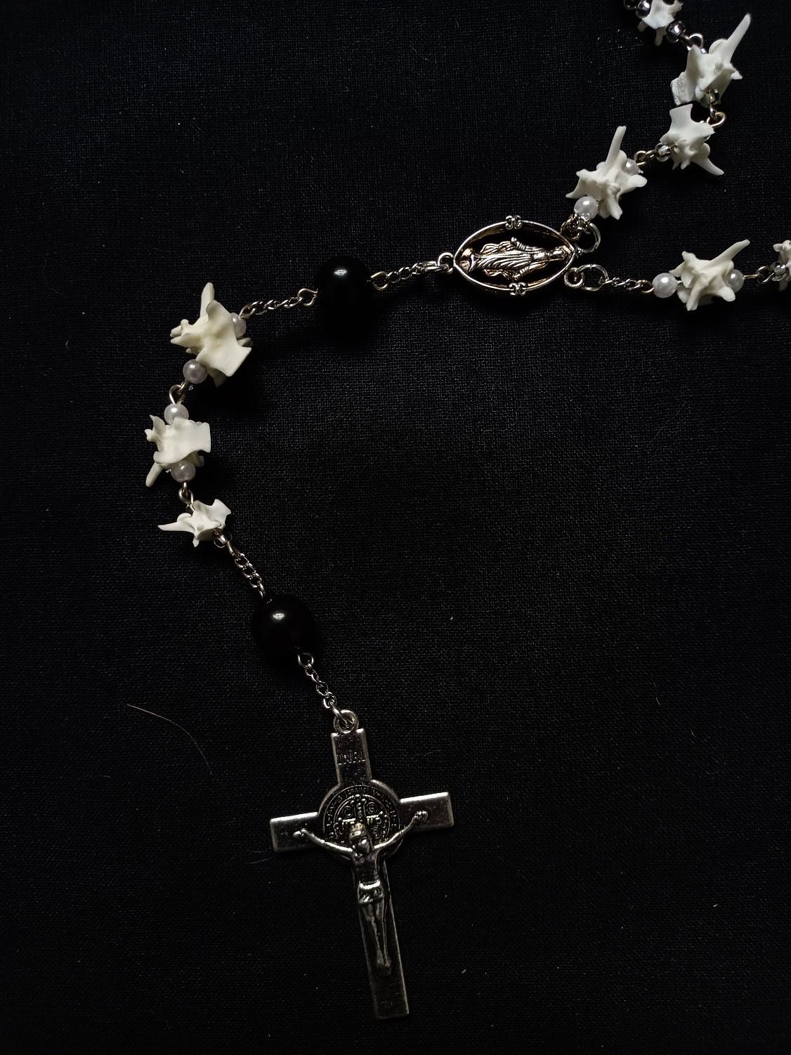 Rattlesnake Vertebrae Rosary: Gothic Crucifix Bone Necklace - Etsy