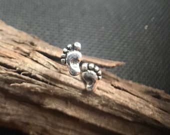 Tiny foot earrings Sterling Silver 925 - TSE029