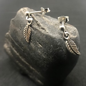 Dinglande lövörhängen i sterlingsilver 925 - TSE006