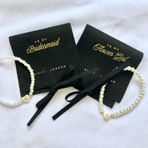 Bridesmaid Proposal Gift | Bridesmaid Bracelet | Maid of Honour Jewellery Pouch | Personalised Pearl Bracelet Bridal Gift | Wedding Day