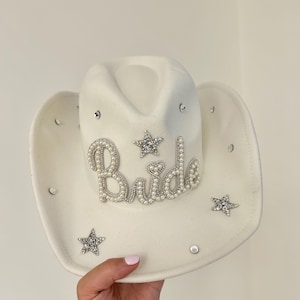 Bride to be cowgirl hat | Diamanté Cowboy Hat | Bride Hat | Personalised Bridal Hat | Star Cowboy Hat | Hen Party Accessoires Last Rodeo