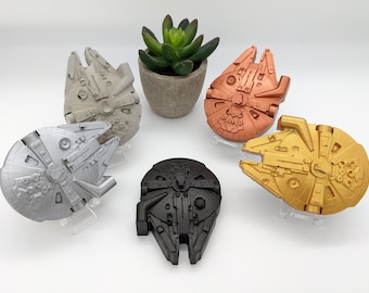 Small Concrete Millennium Falcon Star Wars Themed Ornament  / Cement Ornament / Millennium Falcon / Star Wars Gift / Star Wars