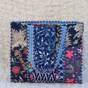 Handmade Quilted patchwork Tote Shopping Bag, Floral Print Cotton Market Bag, Jhola Bag, Hippie Bag, Market Bag