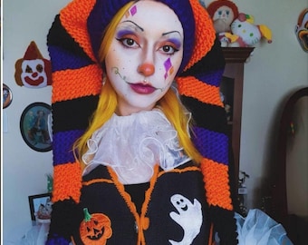 ニットロング道化師ハーレクインハット、ハロウィンピエロ道化師ハット、面白い道化師ポンポンハット、ピエロコスチューム、ハロウィンコスチューム、ピエロアクセサリー