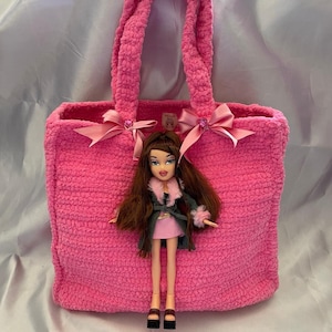 Bratz Puppe Umhängetasche, Candy Pink Puppentasche mit Satinbänder, Y2K Stil Umhängetasche, entzückendes Geschenk für Puppenschöpfer