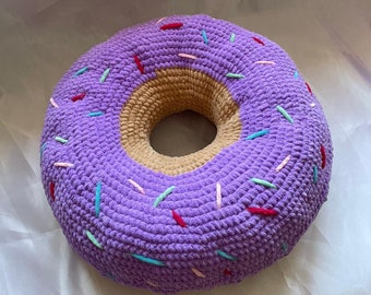 Pastel Crochet 45 cm Donut Pillow, Purple Colorful Donut Pillow, Cozy Home Decor, Donut Accessories, Kawaii Bed Decor, Gift for Donut Lover