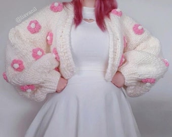 Knit Chunky Pink Daisy Cardigan, White Floral Cardigan, Pink Daisy Oversized Cardigan, Pink Daisy Sweater, Daisy Jacket, Kawaii Cardigan