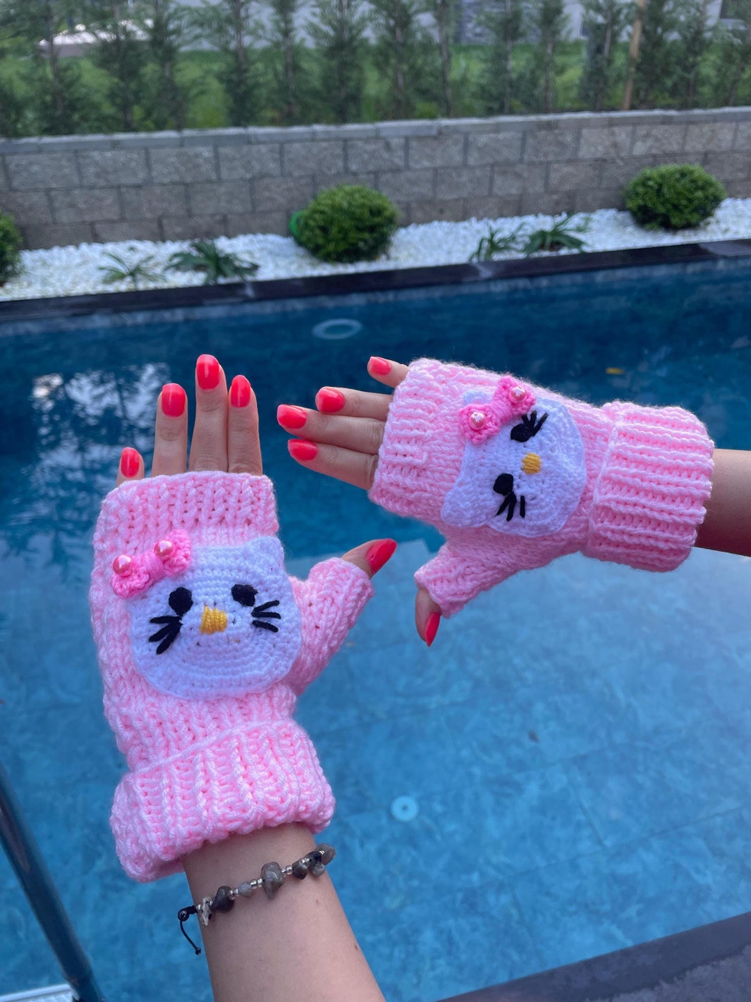 Knit Pink Hello Kitty Fingerless Gloves, Kawaii Kitty Mittens, Cute