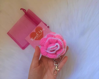 Knit Pink Rose Keychain, Pink Flower Rose Keyring, Kawaii Keychain, Cute Pink Keychain, Rose Accessories, Kawaii Accessories