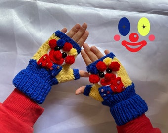 Knit Clown core Fingerless Gloves, Cute Red Clown Mittens, Colorful Funny  Gloves, Clown Circus Accessories, Big Comfy Couch, Clown Lovers