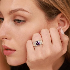 Radiant cut amethyst ring with engraved motifs - thumbnail