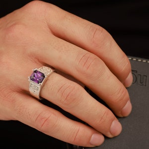 Radiant cut amethyst ring with engraved motifs - male model 3