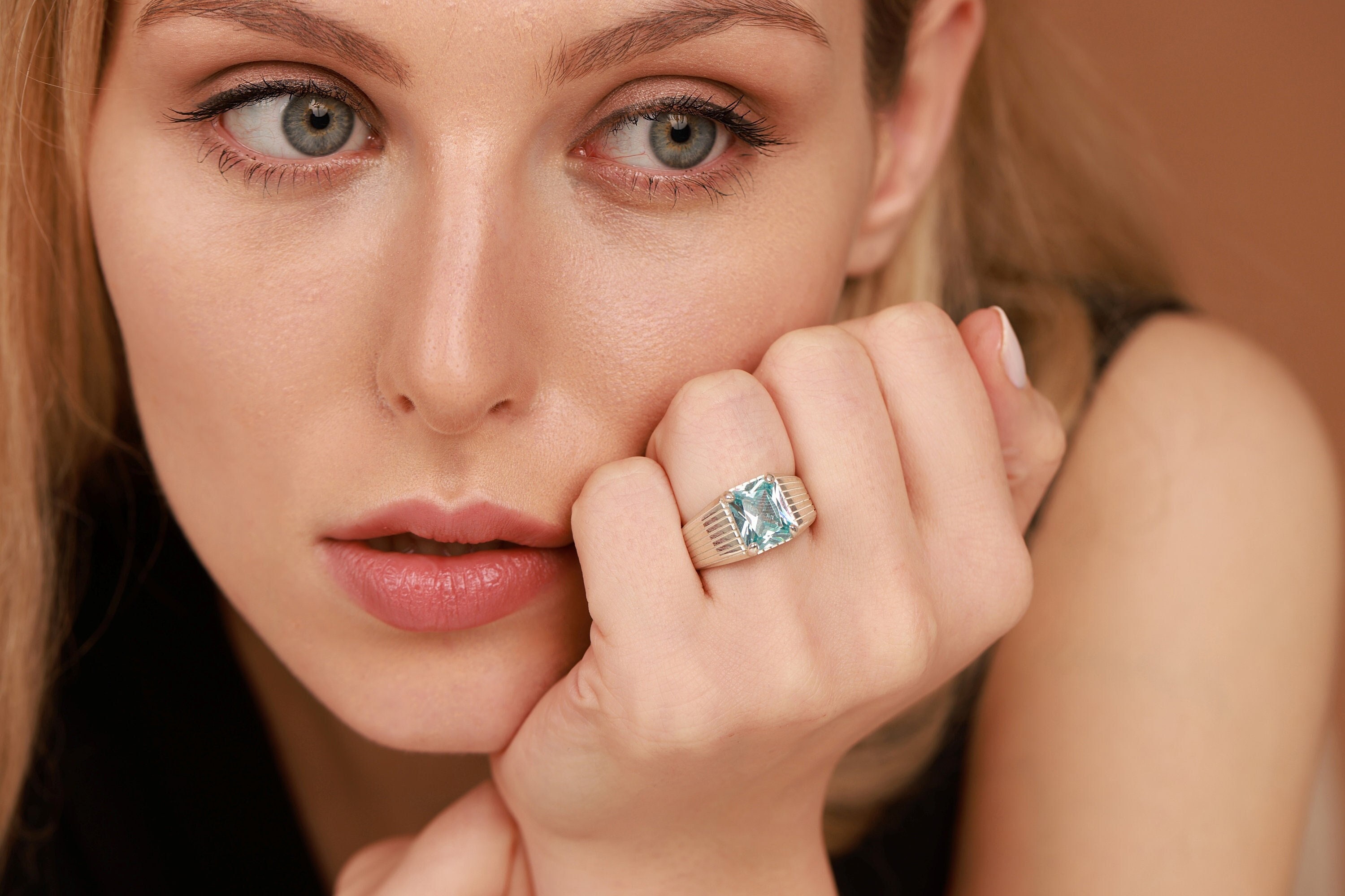 Bague Classique En Argent Rhodié Avec Topaze Fumée - Taille 50, Gemme Solitaire, Style élégant Intemporel