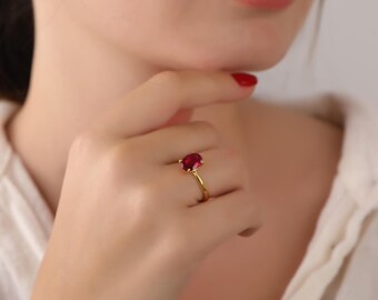 Oval Rubin Ring, Gold Vermeil Sterling Silber, Juli Geburtsstein