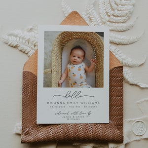 Modèle de faire-part de naissance fleurs sauvages, carte de faire-part de naissance avec photo de fleurs, faire-part de naissance nouveau-né fille