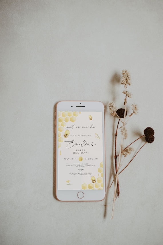 First Bee Day Evite, 1st Bee Day Invitation, Electronic Bee Birthday Invitation Template, Bee Birthday Invites, Happy Bee Day, Digital