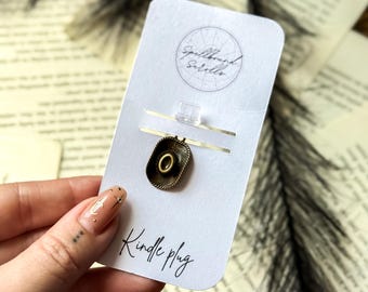 Cowboy Hat Kindle/E-Reader Plug (USB-C)