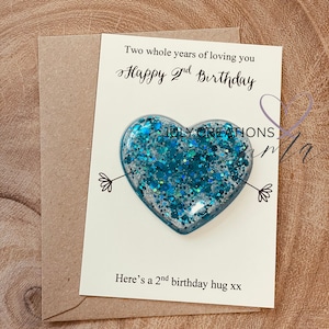 2e verjaardag aandenken, cadeaukaart 2e verjaardag, token knuffel aandenken, brievenbuscadeau, babycadeau, babykaart, verjaardag zoon of dochter