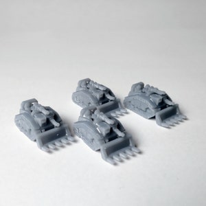6mm Krieg Light Artillery Tractors (x4)