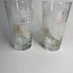 Vintage Mid Century Modern Highball Drinking Glasses Barware 2 Set Gold and White Filigree