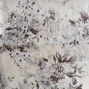 Chrysanthèmes crème transparent - tissu pour vêtements - par mètre - beige, crème, bleu, transparent, stretch, habillement, mode, floral, rideau