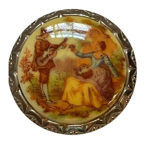 Broche portrait vintage argenté camée scène de cour française Fragonard