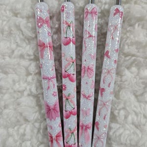 Bow Glitter Pen, custom epoxy glitter pen, custom gel pen, bow coquette pen