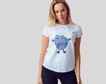 Monster T-shirt for women with jeans appliqué in size M, unique, sustainable and cool cotton summer T-shirt
