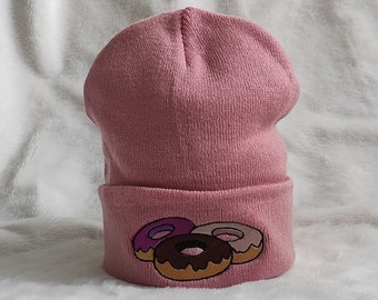 Bonnet brodé Donuts, Bonnet rose unisexe taille unique, Bonnet Donut Lover, Cadeau personnalisé, Broderie personnalisée, Chapeau d'hiver chaud, Mode