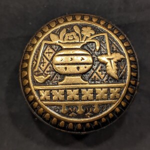 Vintage Broken Leaf Brass Door Knob