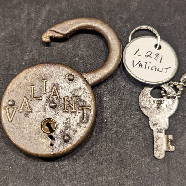 Vintage Valiant Porrmans Padlock with working Key