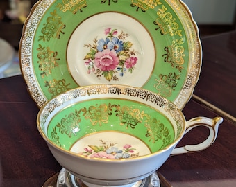 Rare Vintage Paragon By Appointment A 3895/1 Tea Cup and Saucer