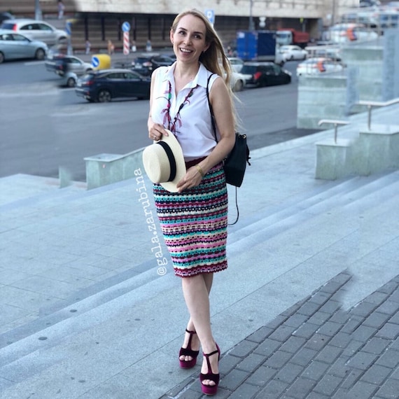 Melissa Crochet Pencil Skirt Pattern, Multicolor Mosaic knee-length skirt (PDF instructions)
