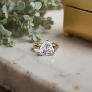 Diamante sciolto di taglio trilione, coltivato in laboratorio, da 0,50 ct a 4,50 ct, certificato IGI immagine 8