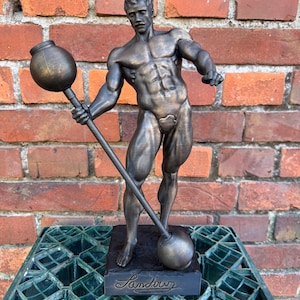 Mr olympia trophy - Etsy 日本