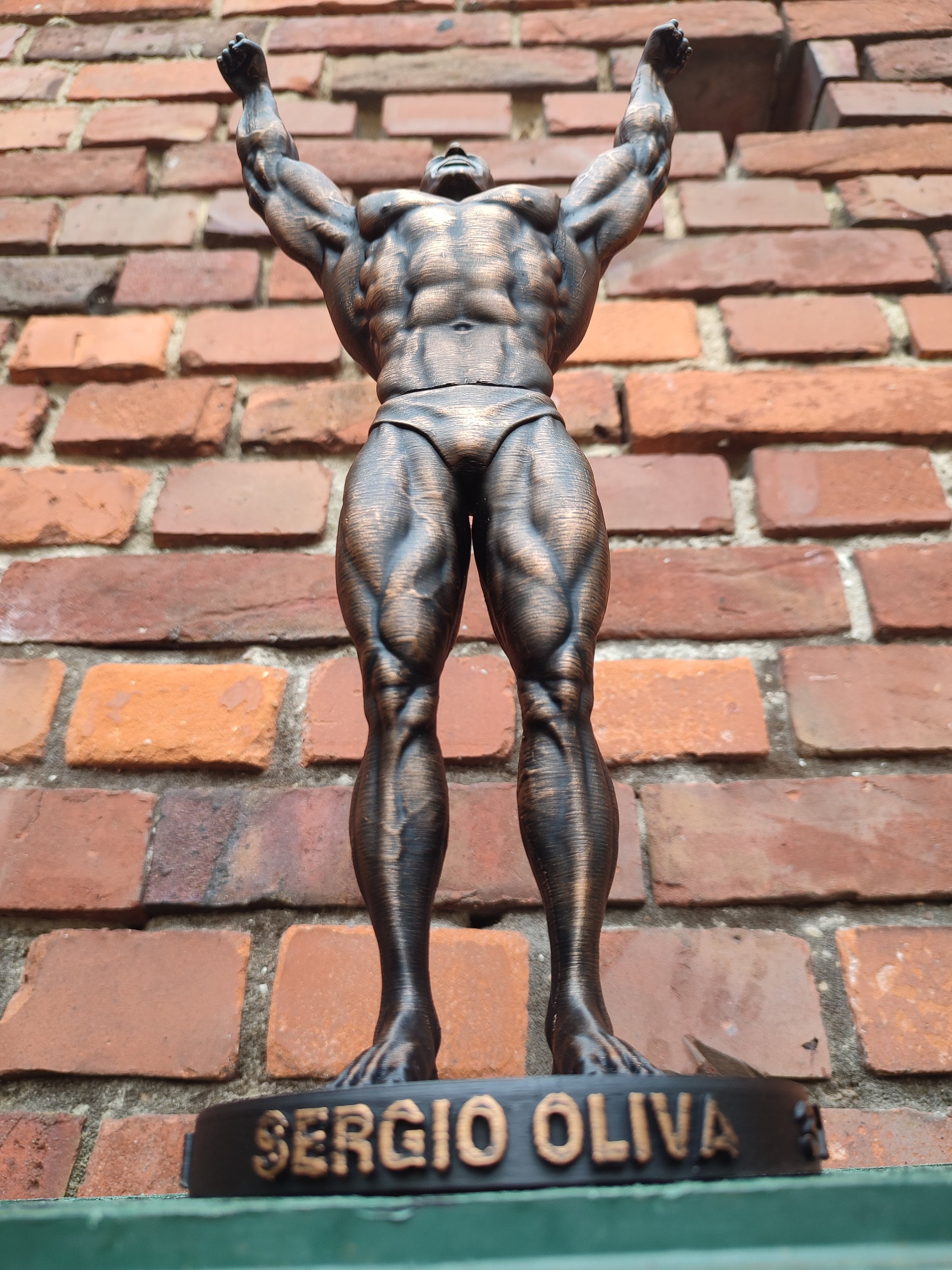 セルジオ・オリバ像 - セルジオ・オリバのフィギュア ミスター