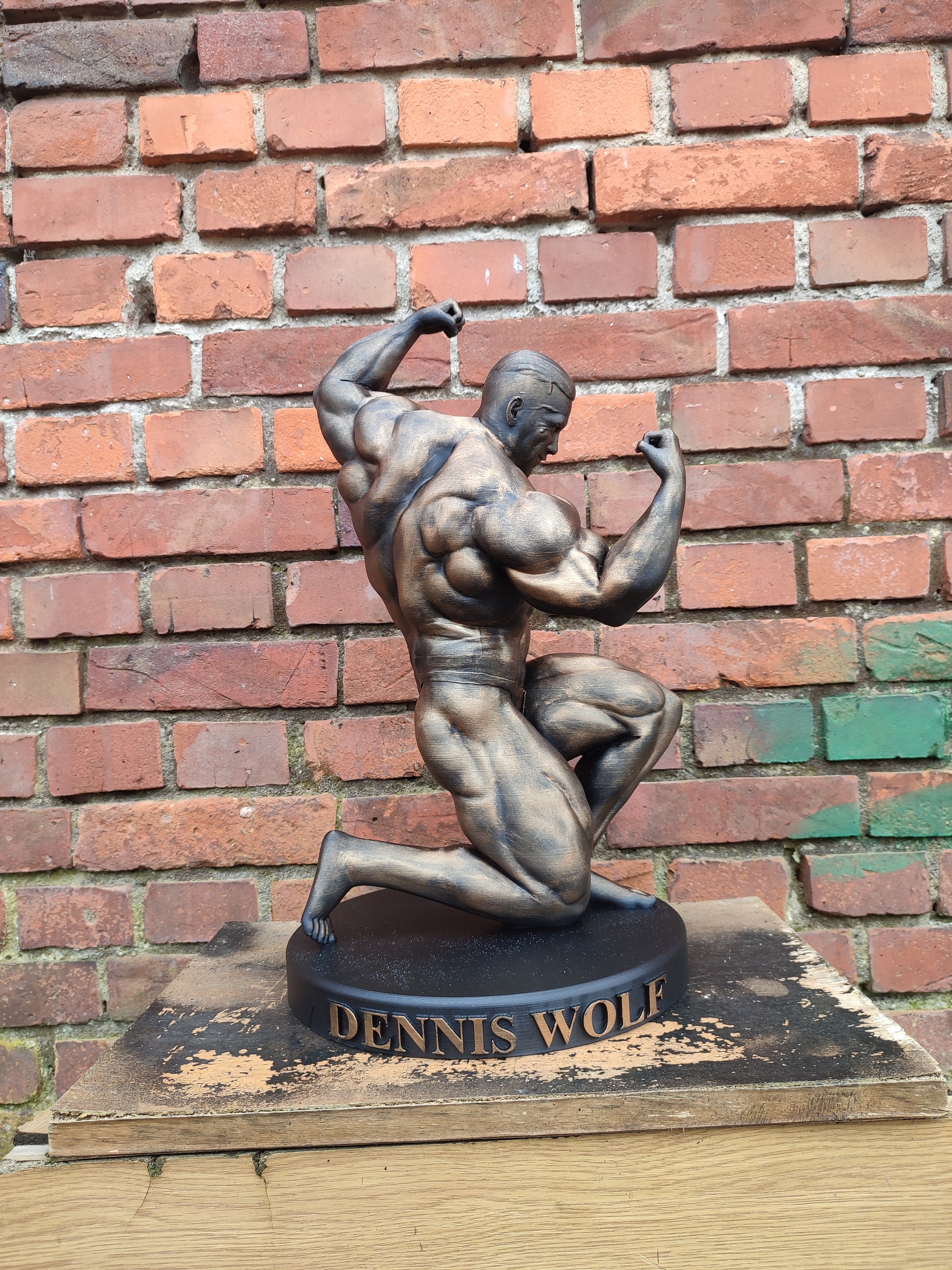 Bodybuilder's figure - Etsy 日本