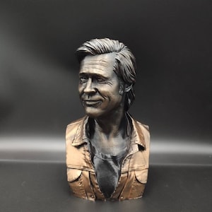 Brad Pitt bust - 20cm