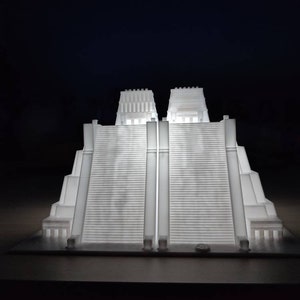 Templo mayor - Tenochtitlan pyramid lamp