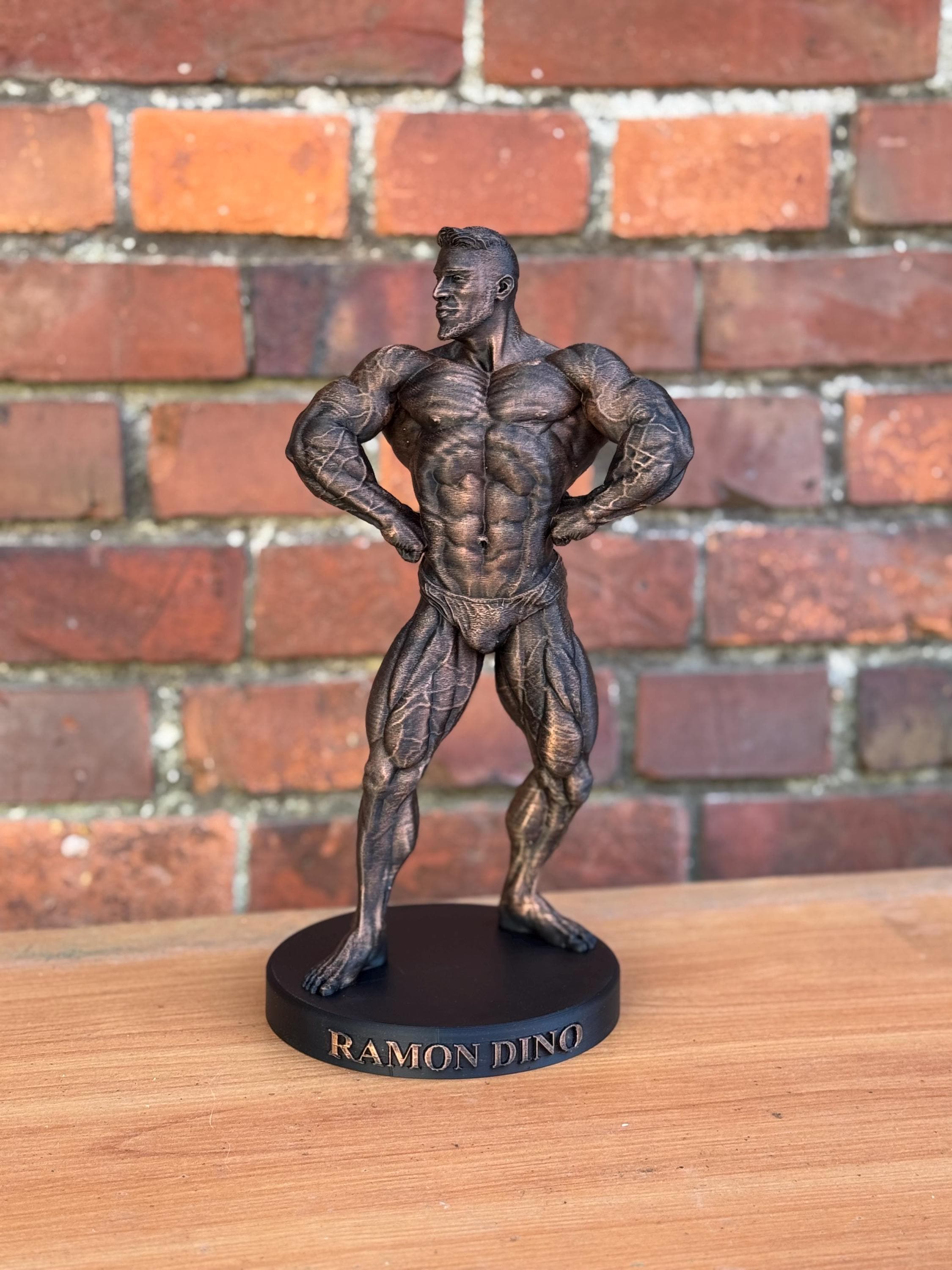 Mr olympia statue - Etsy 日本