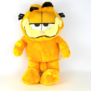 Vintage Garfield 15 Inch Plush Stuffed Animal Play By Play Paws 15&quot; Orange Black. Totally 80s Garfield Cat.