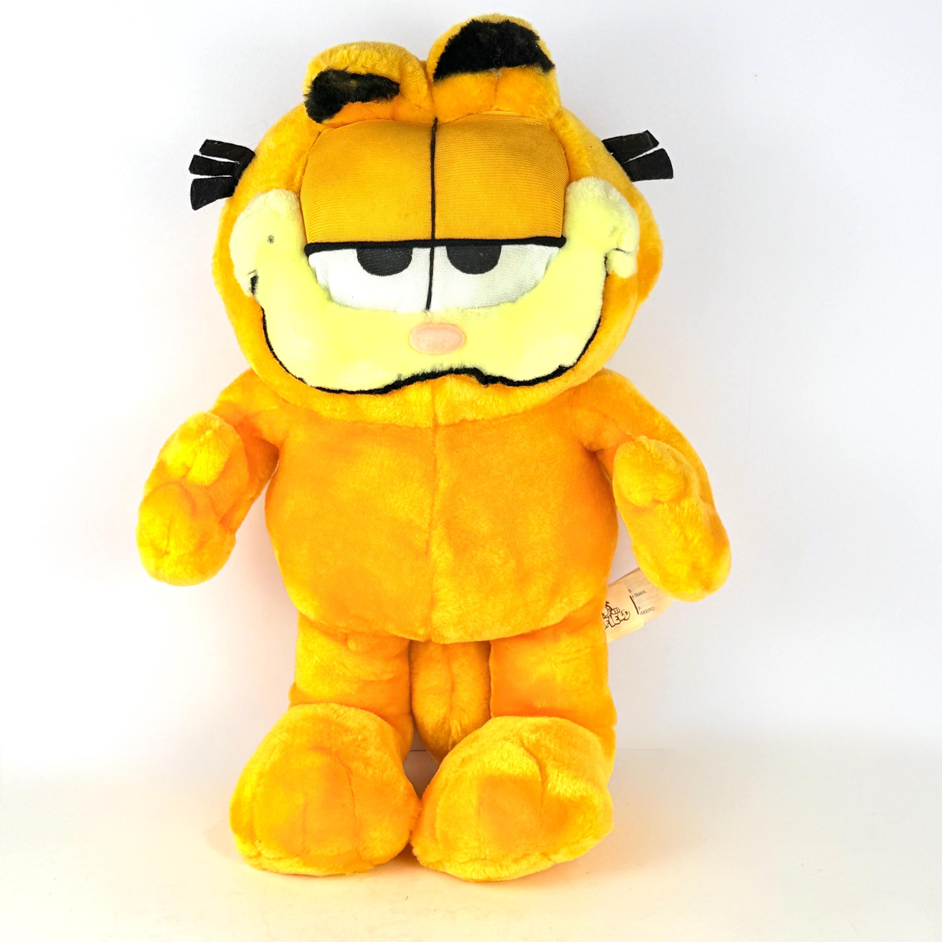 Vintage Garfield Plush: 15