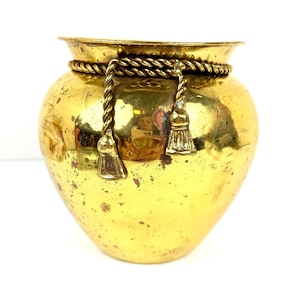 Vintage Hammered Solid Brass Vase Rope & Tassels Rustic Farmhouse Decor 6” H. Patina all over sweet and gorgeous! MCM