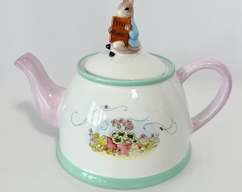Vintage Beatrix Potter Peter Rabbit Tea Pot by Teleflora 2002 Ceramic Pink Green