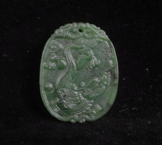 Rare Old Chinese Hand Carved Vivid Dragon Green N… - image 1