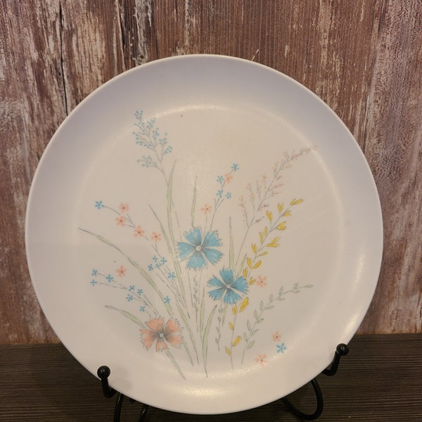 Aqua and pink floral melmac plates. Sun Valley. Set of 4