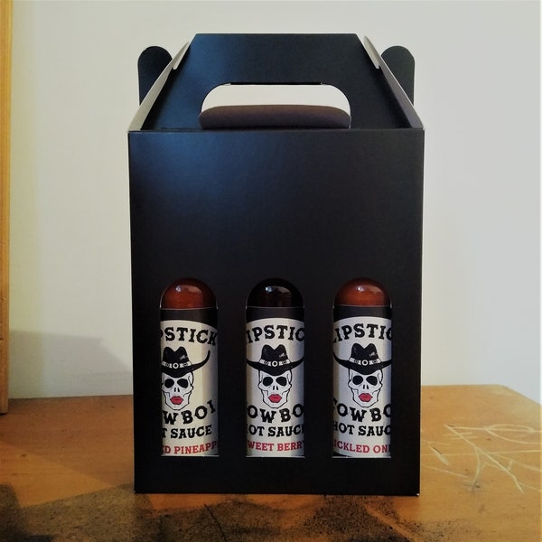 Lipstick Cowboi Hot Sauce Gift Set