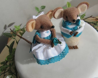 Wedding cake topper felt mice bridesmaid and Page Boy, Handmade OOAK felt blue Bridesmaid and Page Boy mouse gift, Birthday cake topper