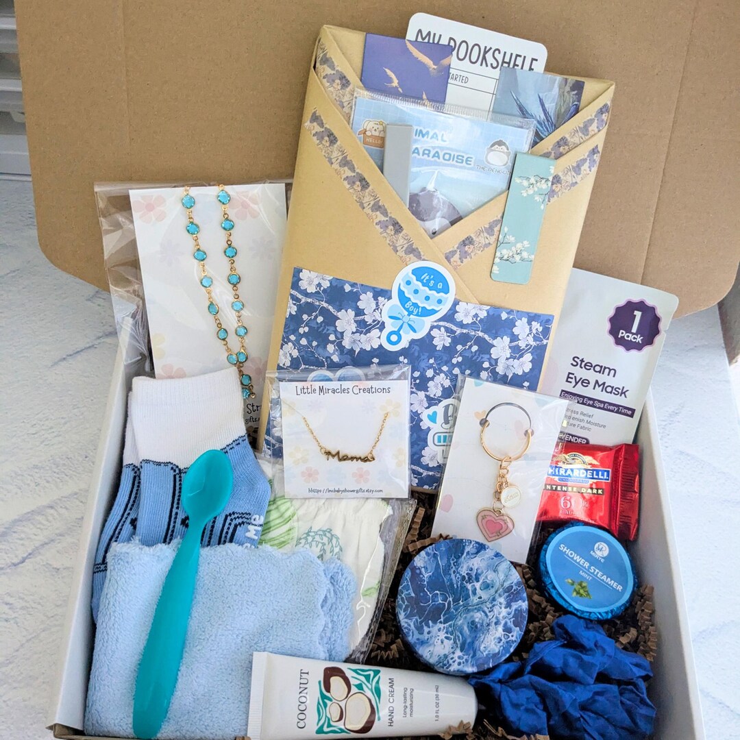 Pregnant Mom Gift Box With Baby Essentials and New Book for Baby, Baby — free download